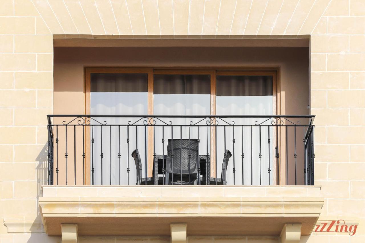 Luxurious Duplex Seafront Apt W Amazing Sea Views Birżebbuġa Exterior foto